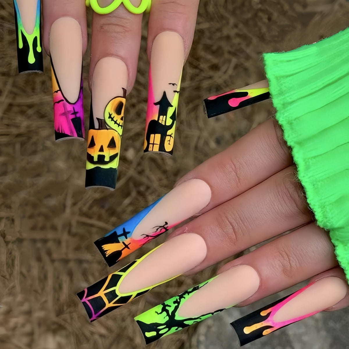 Halloween-Themed Press-On Nails