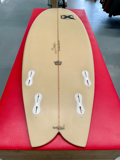 Prancha Surf  Xtreme Quad 5’2